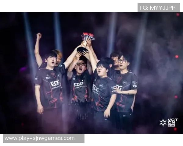 EDG在S15电竞总决赛职业联赛中以90分稳居积分榜首位